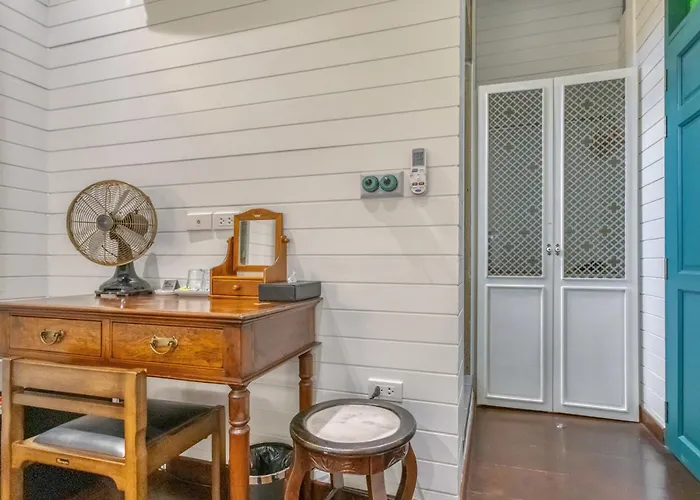 Priya Boutique House Bed & Breakfast Bangkok