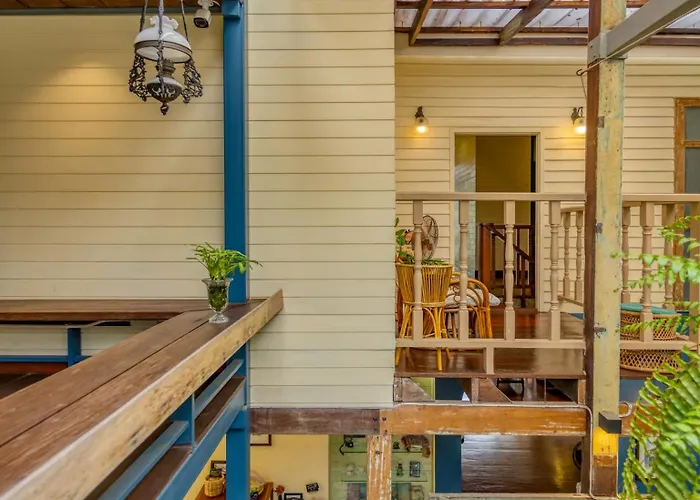Bed & Breakfast Priya Boutique House